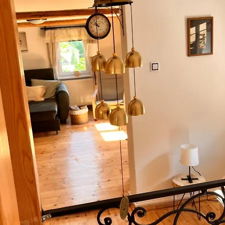 Hobití Domeček U Lesa A Studánky