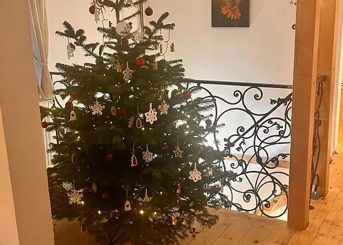 Dom wakacyjny Hobiti Domecek U Lesa A Studanky Decin